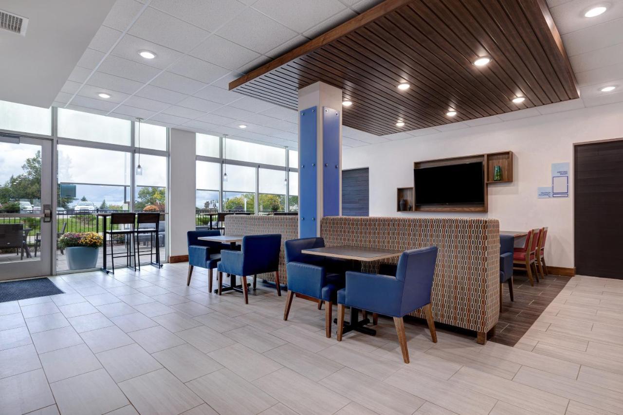 Holiday Inn Express & Suites - Ann Arbor - University South By Ihg Exteriér fotografie