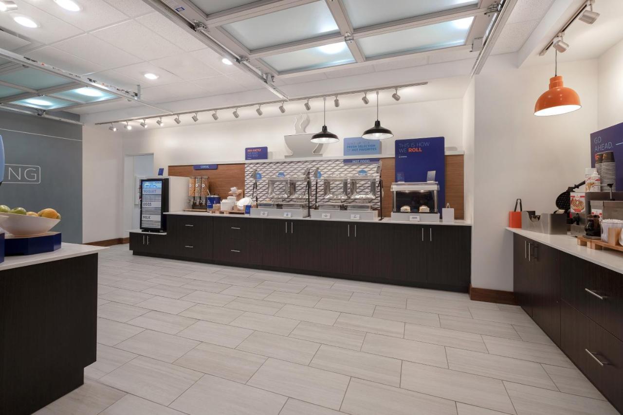 Holiday Inn Express & Suites - Ann Arbor - University South By Ihg Exteriér fotografie